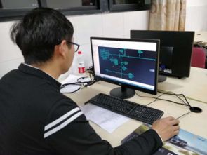 產(chǎn)教融合新典范 重慶交通職業(yè)學(xué)院教師服務(wù)企業(yè)助力教育行業(yè)軟件開發(fā)